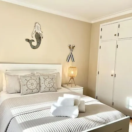 Nyaraló Antonio's Captain House Close To Beaches