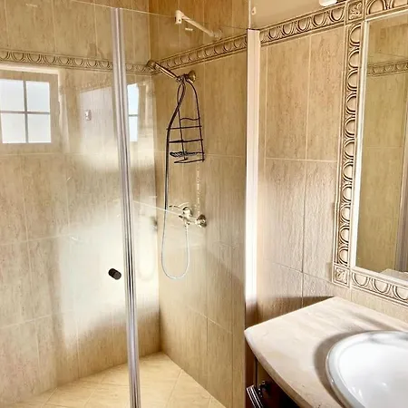 Antonio's Captain House Close To Beaches 度假居