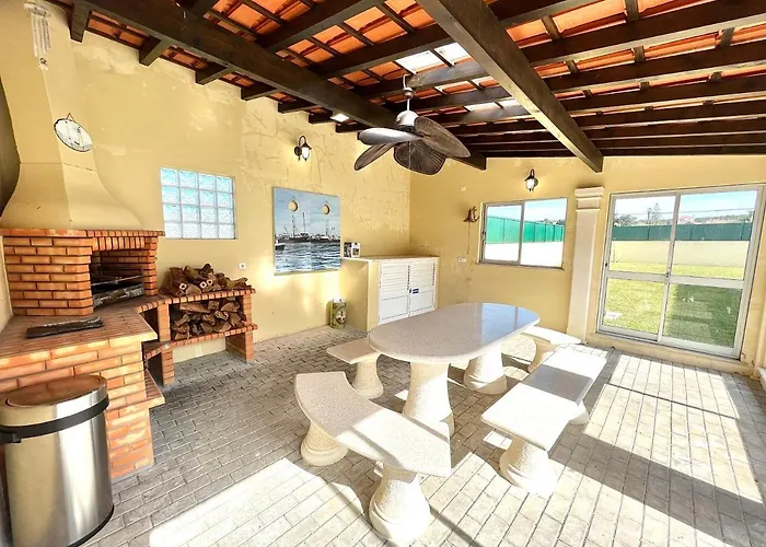 Antonio's Captain House Close To Beaches Atouguia Da Baleia