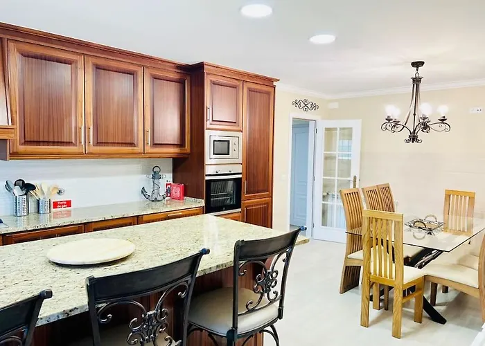 Antonio's Captain House Close To Beaches Casa vacanze Atouguia Da Baleia